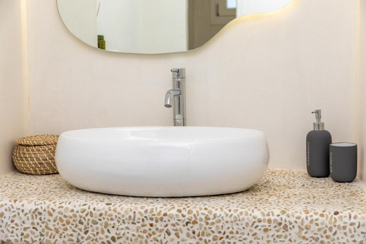 Marina'S Suites Naxos City Ngoại thất bức ảnh