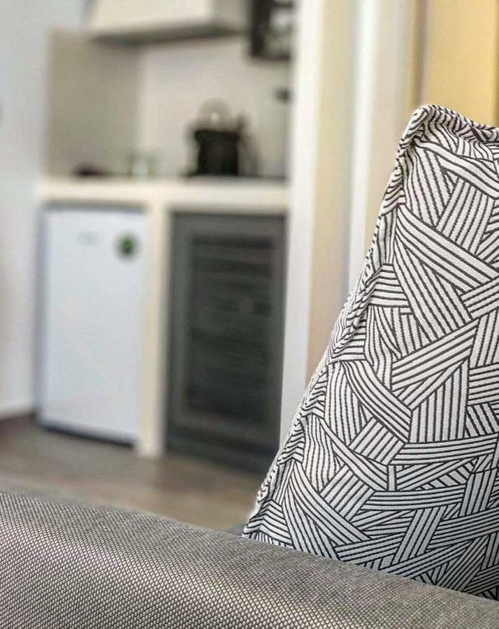 Marina'S Suites Naxos City Ngoại thất bức ảnh