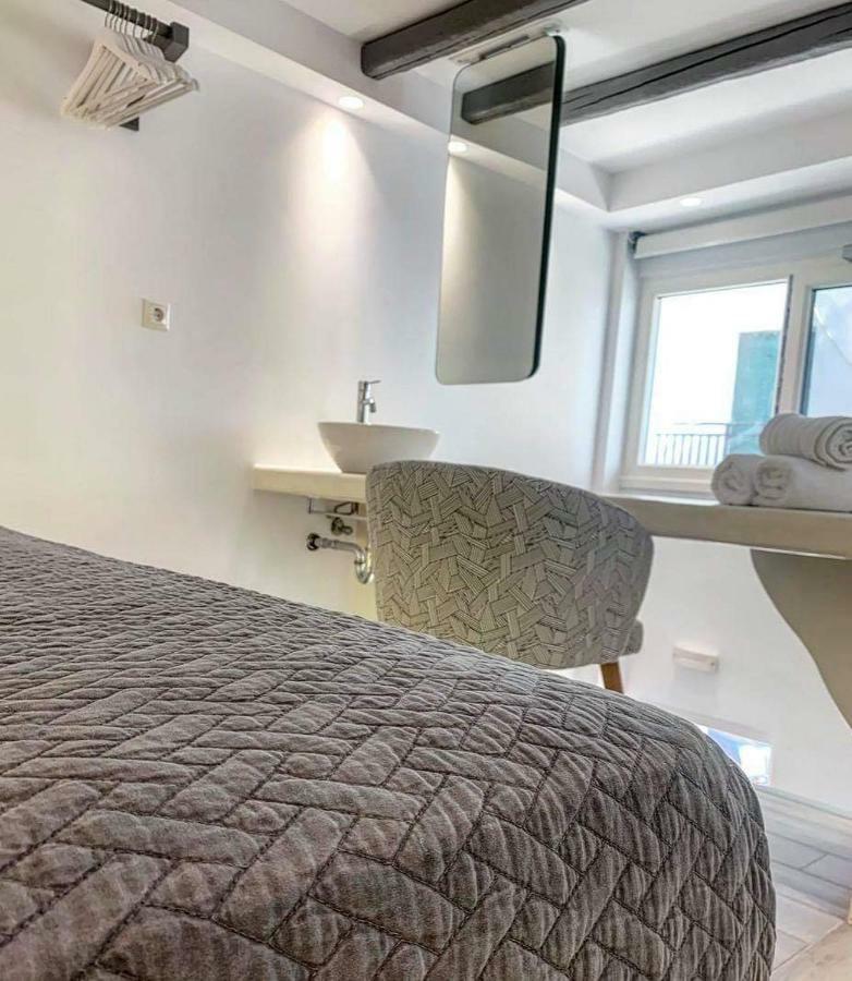 Marina'S Suites Naxos City Ngoại thất bức ảnh