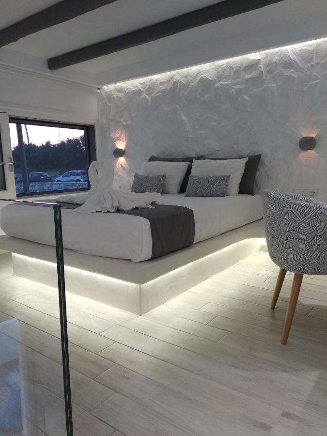 Marina'S Suites Naxos City Ngoại thất bức ảnh